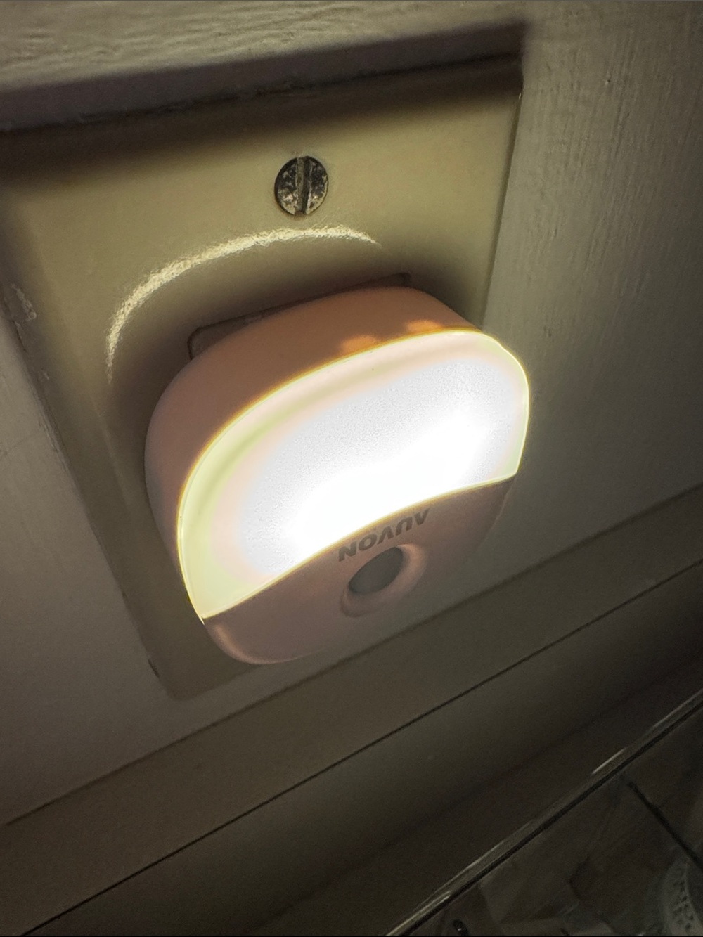 Plug In Night Light - 6 Pack - Picture 3 of 3